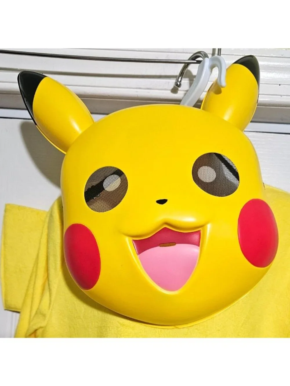 Pokemon Pikachu Classic Costume Kids 7-8 Attached Tail Mask Halloween Soft Suit